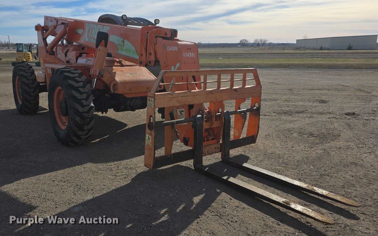 image for item FI0711 2013 Xtreme XR1045 telehandler