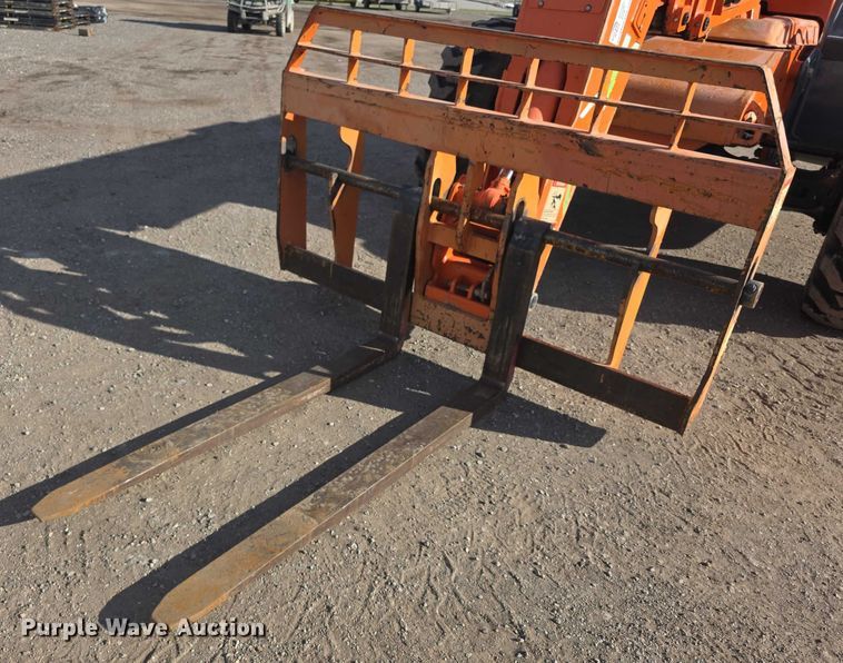 image for item FI0711 2013 Xtreme XR1045 telehandler