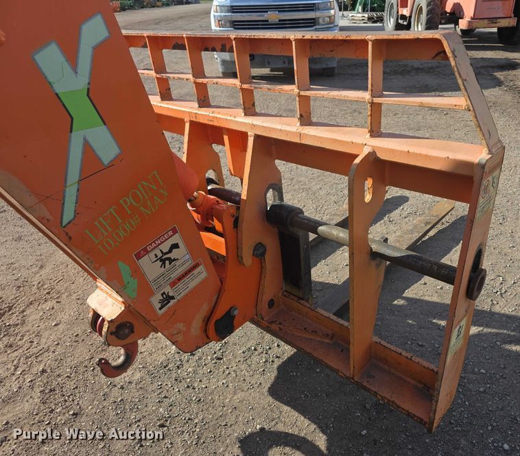 image for item FI0711 2013 Xtreme XR1045 telehandler