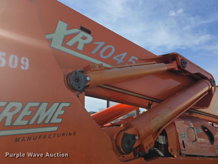 image for item FI0711 2013 Xtreme XR1045 telehandler