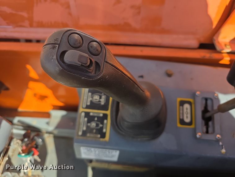 image for item FI0711 2013 Xtreme XR1045 telehandler