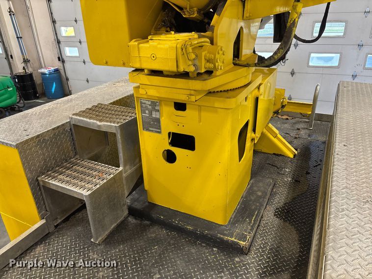 image for item FI1516 2021 Freightliner M2 bucket truck