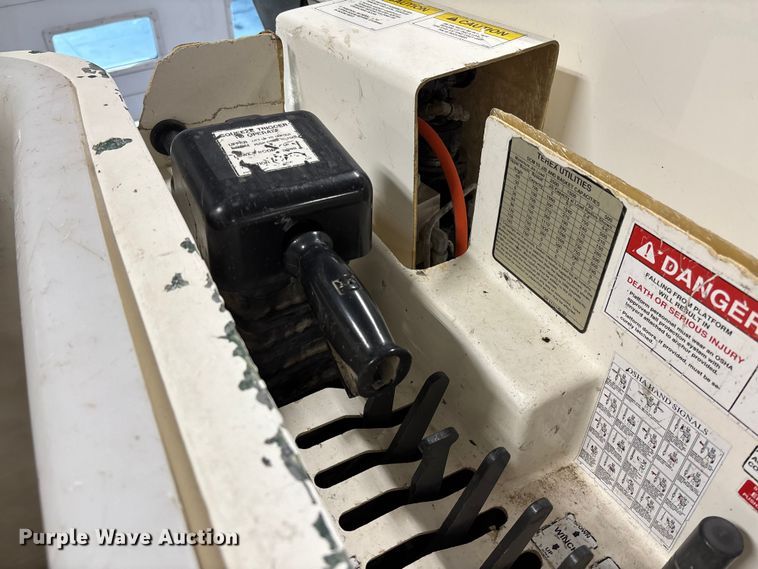 image for item FI1516 2021 Freightliner M2 bucket truck