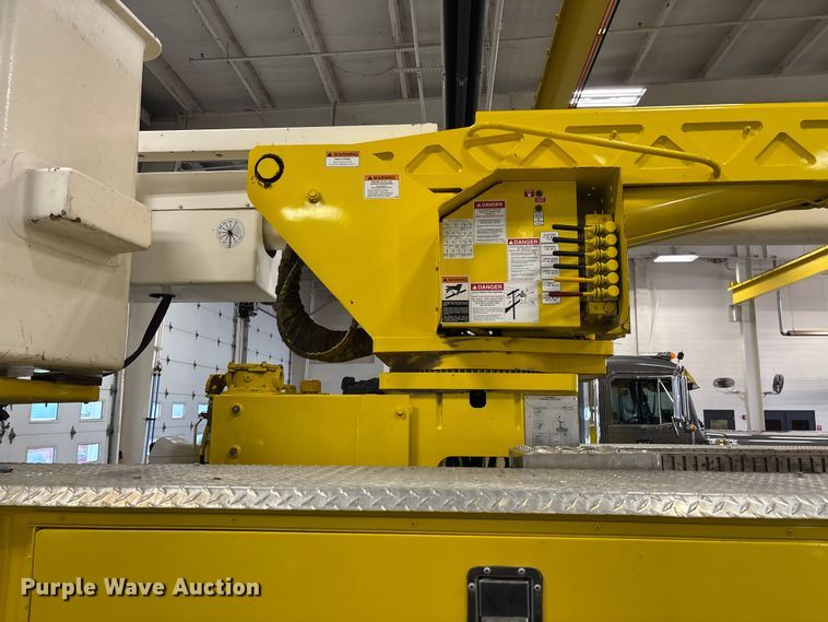 image for item FI1516 2021 Freightliner M2 bucket truck