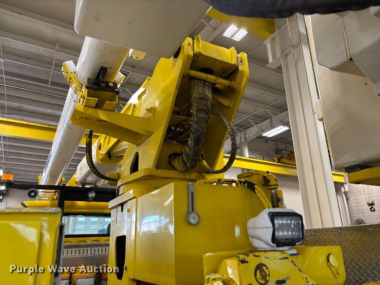 image for item FI1516 2021 Freightliner M2 bucket truck