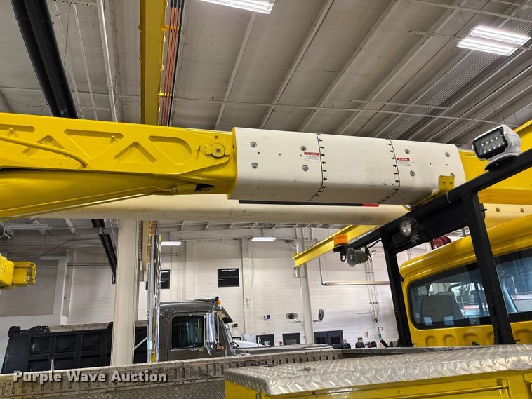 image for item FI1516 2021 Freightliner M2 bucket truck