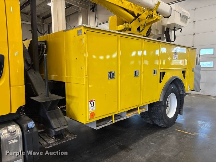 image for item FI1516 2021 Freightliner M2 bucket truck