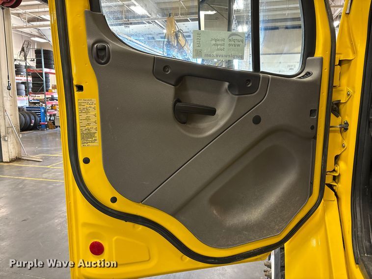 image for item FI1516 2021 Freightliner M2 bucket truck