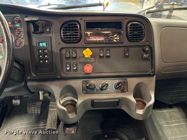 image for item FI1516 2021 Freightliner M2 bucket truck