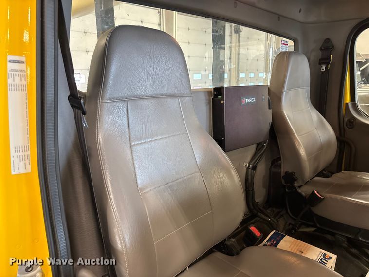 image for item FI1516 2021 Freightliner M2 bucket truck