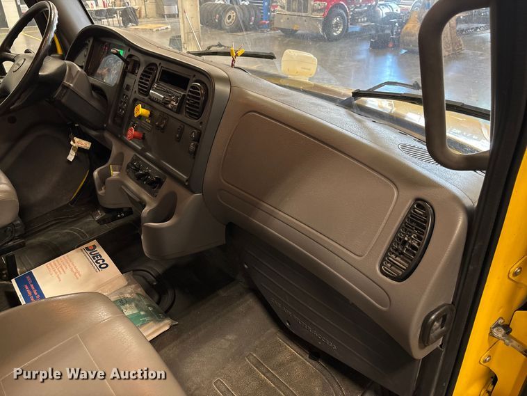 image for item FI1516 2021 Freightliner M2 bucket truck