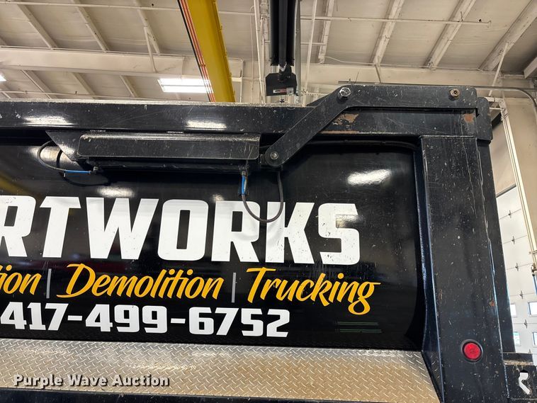 image for item FI1518 2025 Peterbilt 567 dump truck