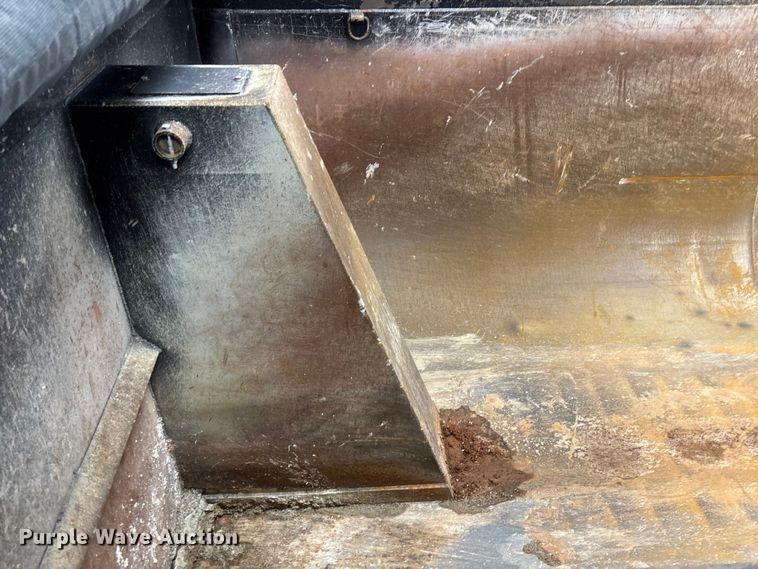 image for item FI1518 2025 Peterbilt 567 dump truck