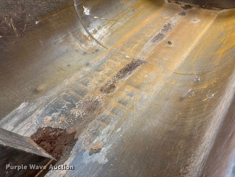 image for item FI1518 2025 Peterbilt 567 dump truck