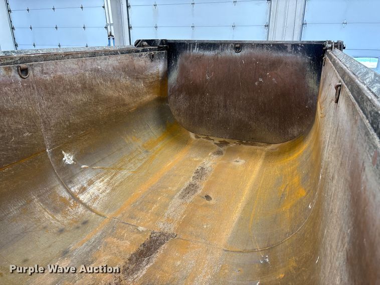 image for item FI1518 2025 Peterbilt 567 dump truck