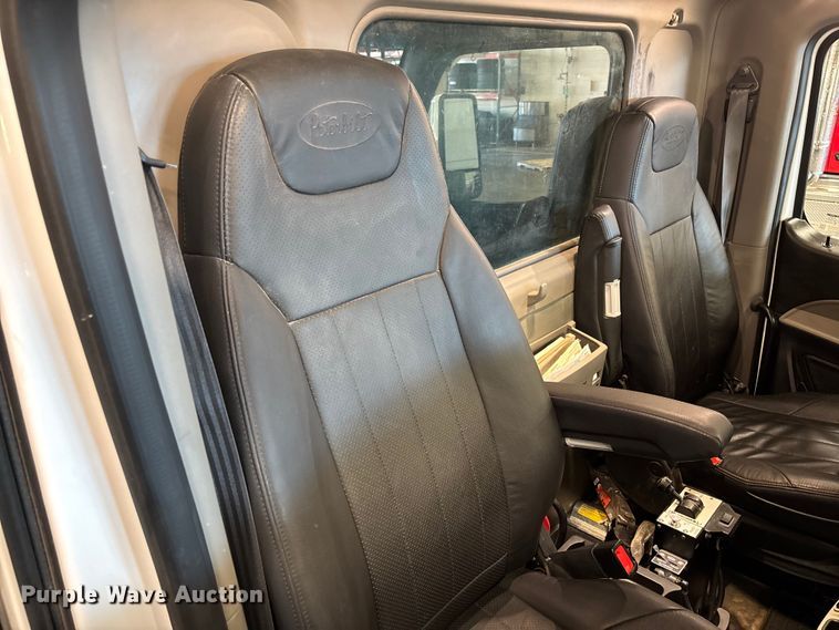 image for item FI1518 2025 Peterbilt 567 dump truck