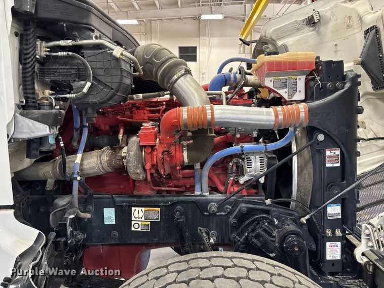 image for item FI1518 2025 Peterbilt 567 dump truck