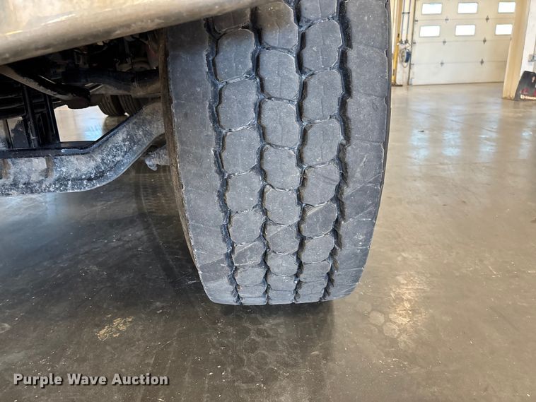 image for item FI1518 2025 Peterbilt 567 dump truck