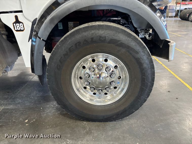 image for item FI1518 2025 Peterbilt 567 dump truck