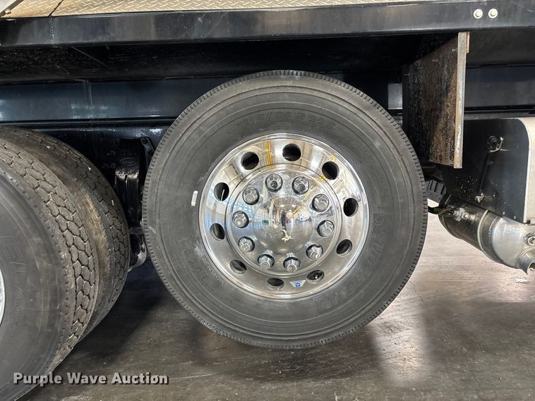 image for item FI1518 2025 Peterbilt 567 dump truck