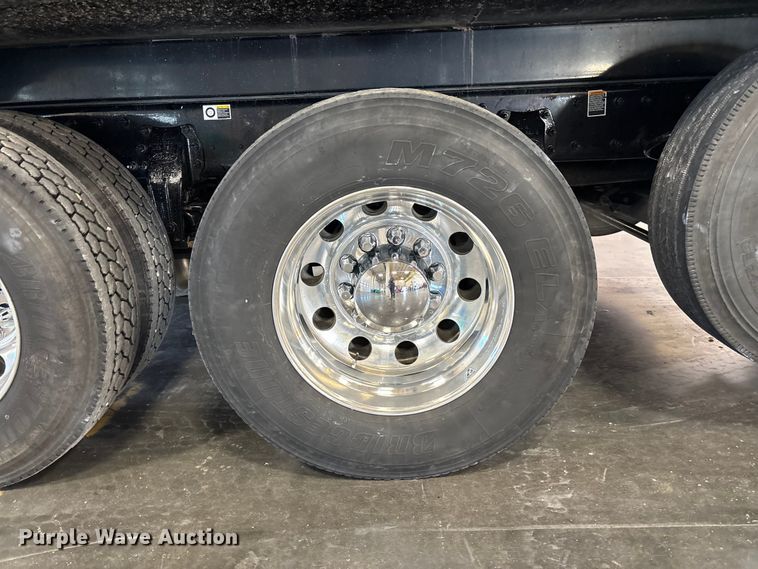 image for item FI1518 2025 Peterbilt 567 dump truck