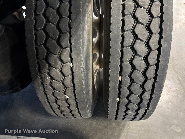 image for item FI1518 2025 Peterbilt 567 dump truck