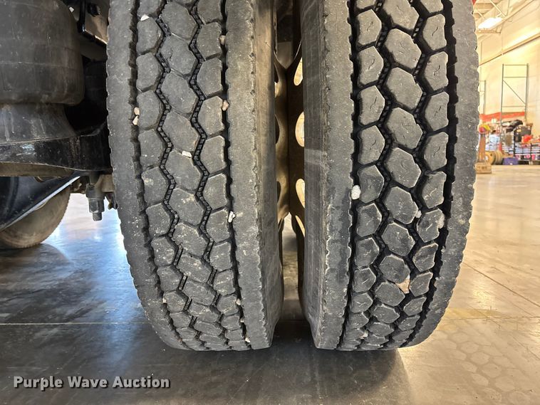 image for item FI1518 2025 Peterbilt 567 dump truck