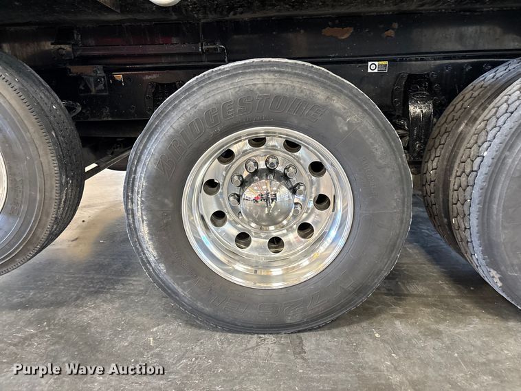 image for item FI1518 2025 Peterbilt 567 dump truck