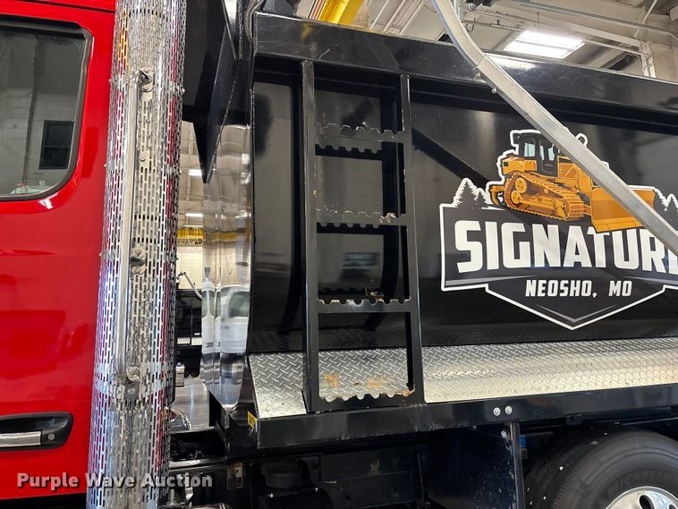 image for item FI1519 2025 Peterbilt 567 dump truck