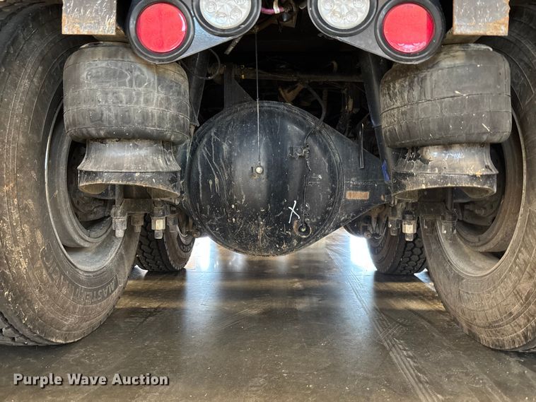 image for item FI1519 2025 Peterbilt 567 dump truck