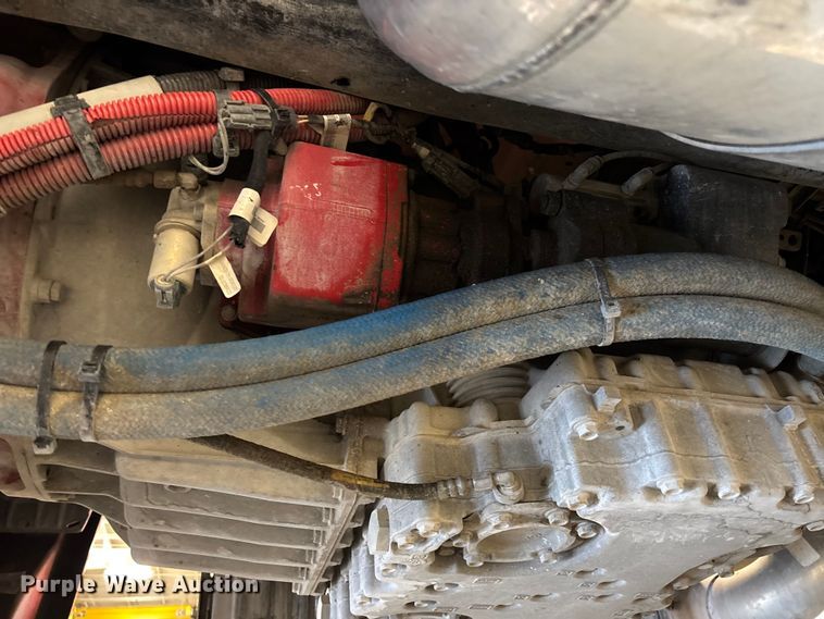 image for item FI1519 2025 Peterbilt 567 dump truck