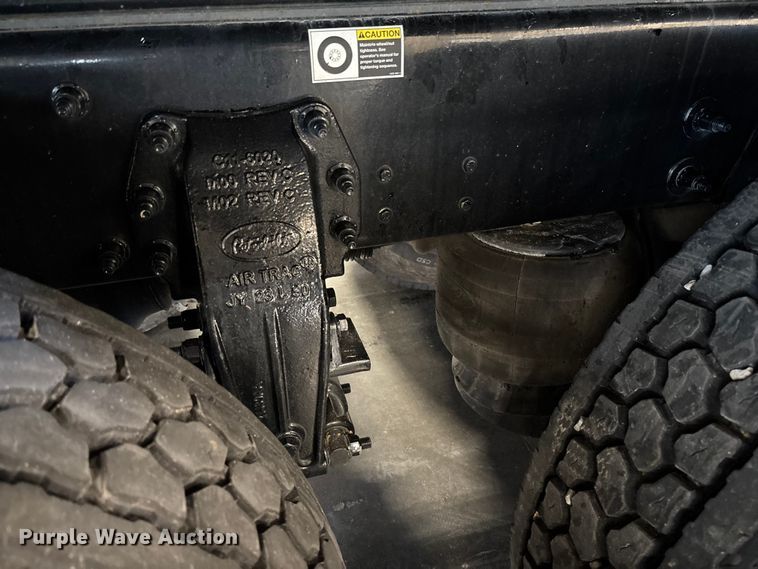 image for item FI1519 2025 Peterbilt 567 dump truck