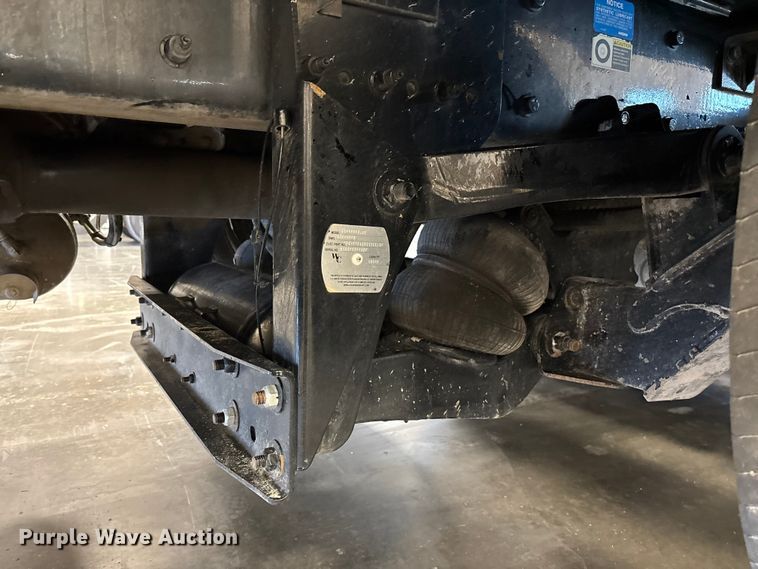 image for item FI1519 2025 Peterbilt 567 dump truck