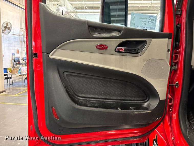 image for item FI1519 2025 Peterbilt 567 dump truck