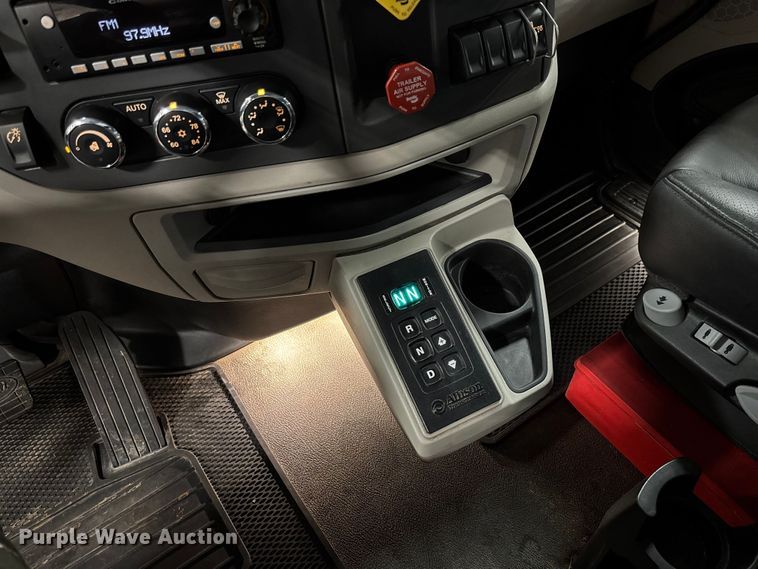 image for item FI1519 2025 Peterbilt 567 dump truck