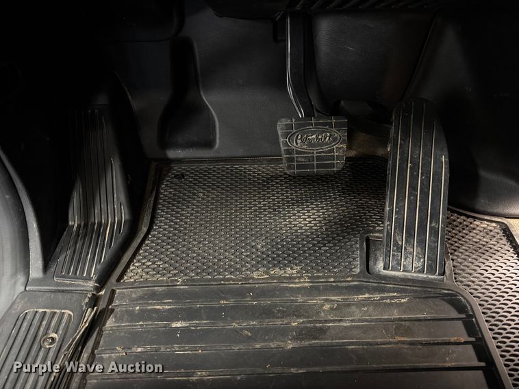 image for item FI1519 2025 Peterbilt 567 dump truck