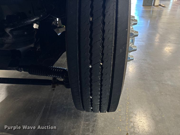 image for item FI1519 2025 Peterbilt 567 dump truck