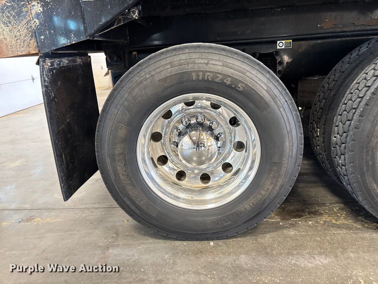 image for item FI1519 2025 Peterbilt 567 dump truck