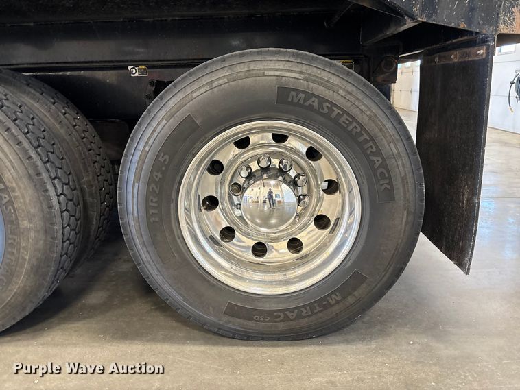 image for item FI1519 2025 Peterbilt 567 dump truck