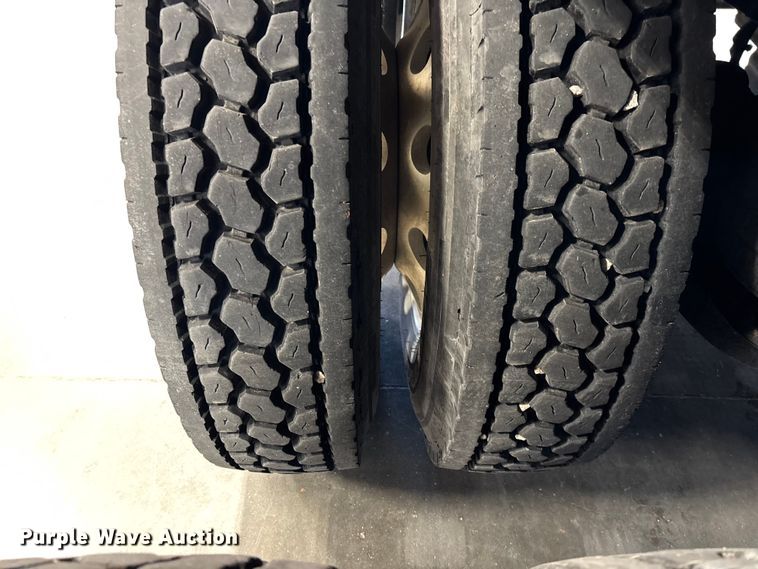 image for item FI1519 2025 Peterbilt 567 dump truck