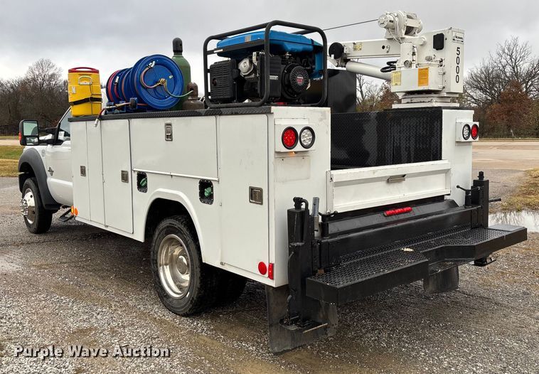 image for item FI1529 2012 Ford F550 Super Duty utility / service truck