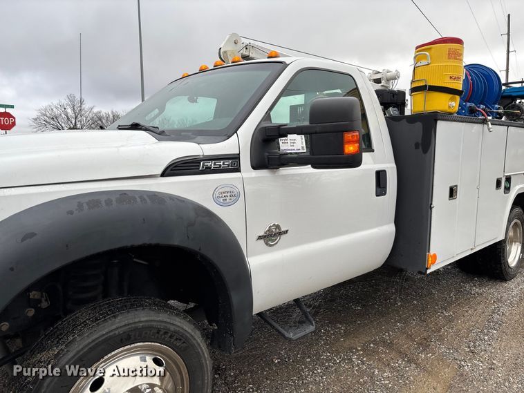 image for item FI1529 2012 Ford F550 Super Duty utility / service truck