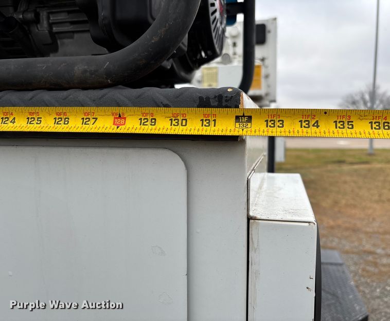 image for item FI1529 2012 Ford F550 Super Duty utility / service truck