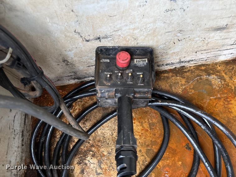 image for item FI1529 2012 Ford F550 Super Duty utility / service truck