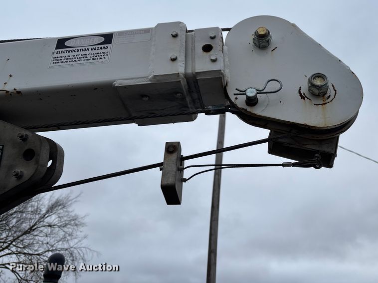 image for item FI1529 2012 Ford F550 Super Duty utility / service truck