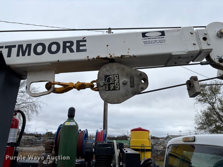 image for item FI1529 2012 Ford F550 Super Duty utility / service truck