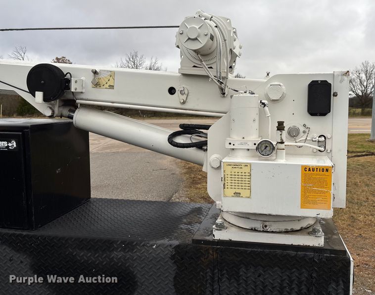 image for item FI1529 2012 Ford F550 Super Duty utility / service truck