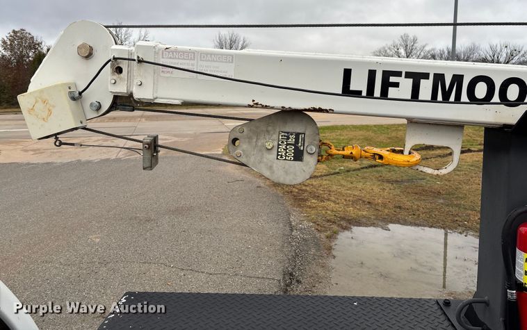 image for item FI1529 2012 Ford F550 Super Duty utility / service truck