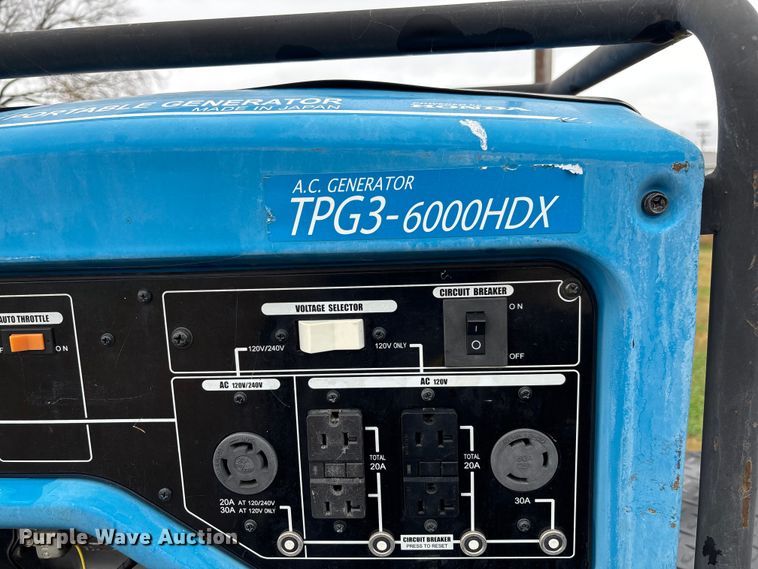 image for item FI1529 2012 Ford F550 Super Duty utility / service truck