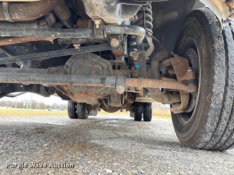 image for item FI1529 2012 Ford F550 Super Duty utility / service truck